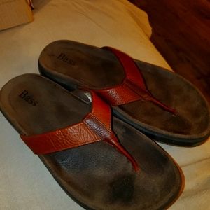 Bass sandals